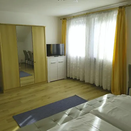 Hofer Guest house 3*