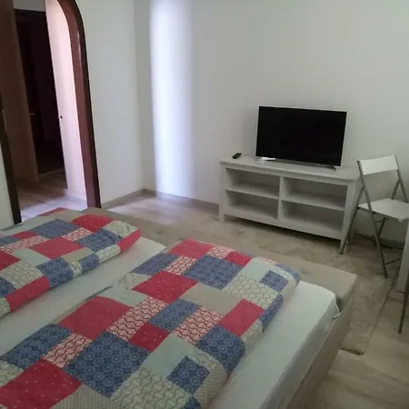 Hofer 3* באד ברנק אים פיכטלגבירגה